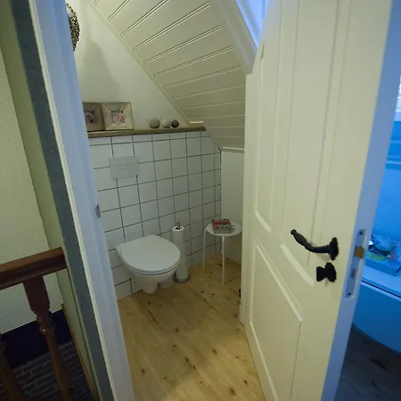 Aan De Burgt Bed & Breakfast