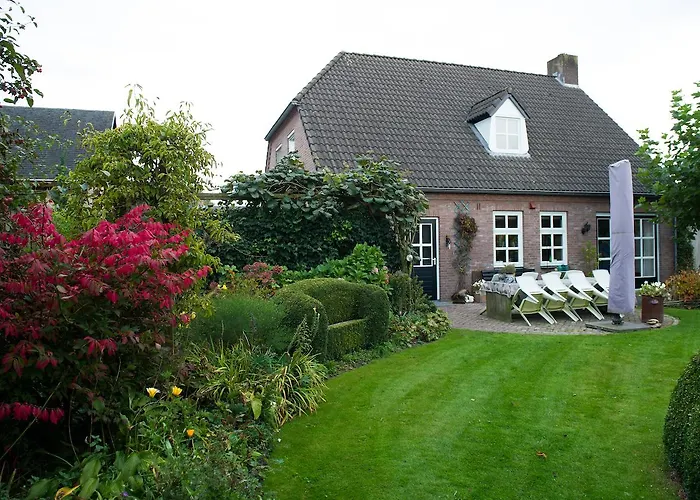 Aan De Burgt Frühstückspension *